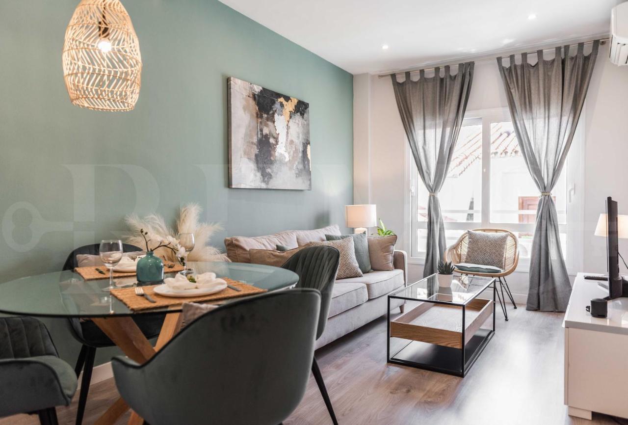 Sunny & Modern Apartment - Center By Rems มาลากา ภายนอก รูปภาพ
