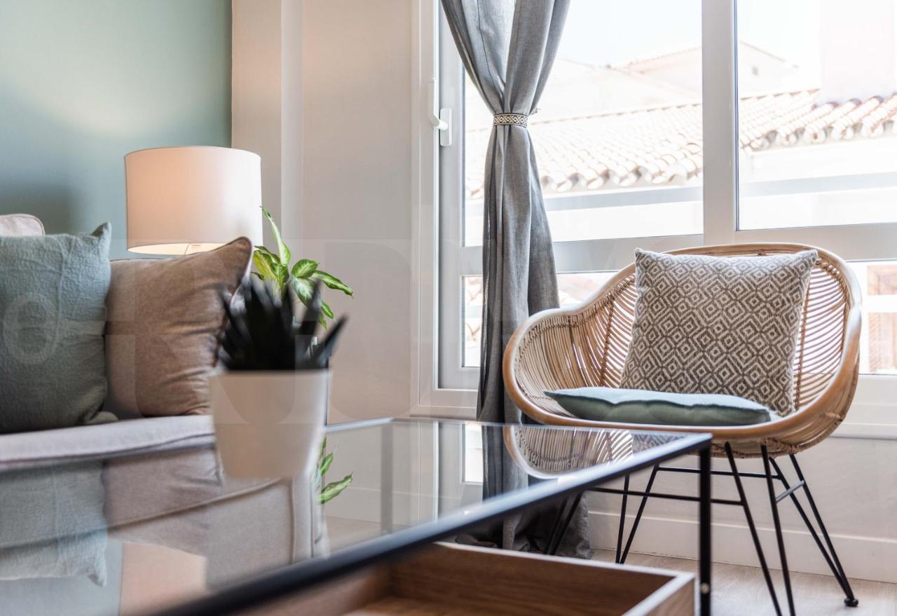 Sunny & Modern Apartment - Center By Rems มาลากา ภายนอก รูปภาพ