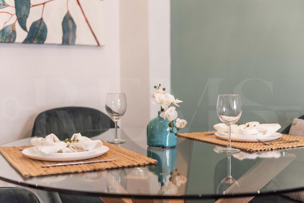 Sunny & Modern Apartment - Center By Rems มาลากา ภายนอก รูปภาพ